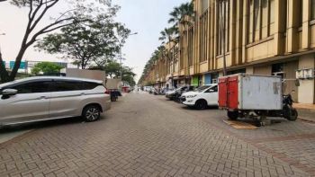 RUKO GANDENG GOLF LAKE HADAP TOL JORR - JARANG ADA DAN KONDISI BAGUS