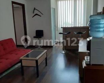 Apartemen EMERALD TOWERS TYPE 1 BR LUAS Bagus Furnished