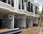 thumbnail-rumah-dalam-cluster-akses-2-mobil-di-cipinang-jakarta-timur-1