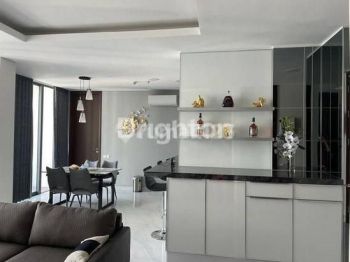 Apartemen Rosebay 3BR Spacey&Chic Tower G Fully Furnish Graha Family Surabaya