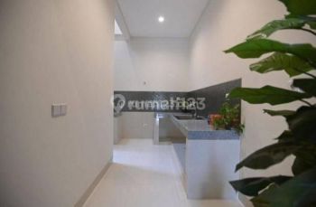 Rumah Baru Pakuwon Indah Dekat Graha Dan Citraland