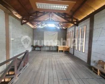 Rumah Luas Ada Paviliun Sayap Cipaganti Coblong Bandung