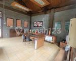 thumbnail-rumah-luas-ada-paviliun-sayap-cipaganti-coblong-bandung-3