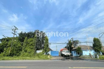 TANAH/KAVLING RAYA SUKOMULYO MANYAR GRESIK