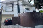 thumbnail-for-sale-rumah-modern-classic-di-kemang-jakarta-selatan-2