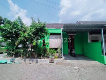 RUMAH MURAH EKONOMIS DALAM PERUMAHAN SECURITY 24 JAM DEKAT BALONG WATERPARK