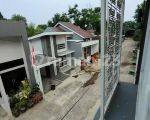 thumbnail-rumah-2lantai-kokoh-di-jatiluhur-deket-toll-jatiasih-8