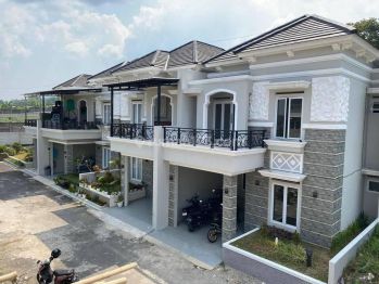Villa Mewah Strategis 3 K M Istana Cipanas Dan 12 K M Puncak Pass