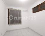 thumbnail-rumah-bagus-semi-furnished-di-duri-pandan-blkg-rs-emc-pl-mas-jakarta-timur-4