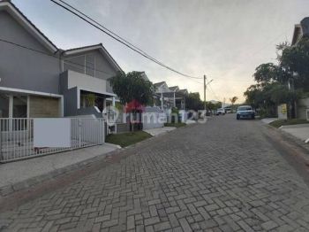 Rumah Full Furnish Mezzanine Cocok Untuk Millenials Sewa Murah