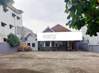 Disewakan Ruang Usaha Strategis Jl. Letjen Sutoyo di Tengah Kota, Malang