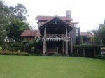 thumbnail-villa-istana-bunga-lembang-0