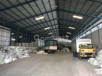 Gudang Ijin Industri, Dekat Akses Tol Legundi