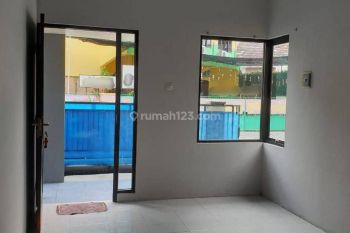 Rumah Strategis Cocok Untuk Kantor Gedongan Colomadu