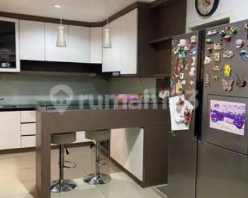 Janur elok 11x17, 2lantai, siap huni, 4+1kamar tidur utama, murah ,shm