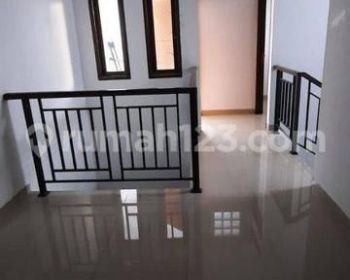 Dijual Rumah Turangga Bandung