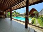 thumbnail-villa-baru-bagus-furnished-di-padonan-canggu-4