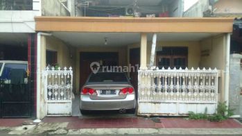 Rumah Jual Cepat 1.5 Lantai di Penggilingan Elok Cakung