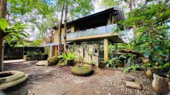For Rent Villa 3 Bedroom Jl. Taman Sari Kuta Furnished Bagus SHM - Sertifikat di