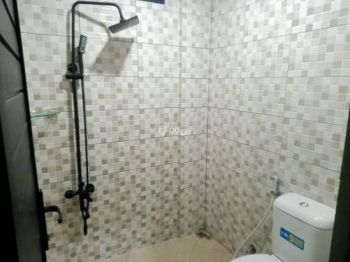 Kost mewah aktif 2 lantai strategis di solo baru