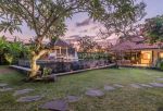 thumbnail-luxury-villa-in-kayutulang-selatan-canggu-badung-bali-2