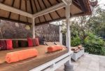 thumbnail-luxury-villa-in-kayutulang-selatan-canggu-badung-bali-11