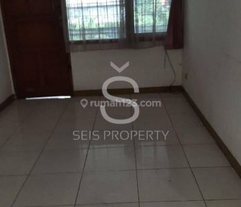 Disewakan Rumah Semi Furnish Di Setrasari Kota Bandung