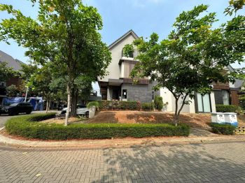 DIJUAL RUMAH MEWAH BSD - SIAP HUNI