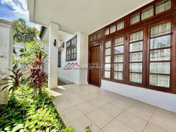 DIJUAL CEPAT! RUMAH SATU LANTAI TERAWAT & KOKOH CIPETE, JAKARTA SELATAN