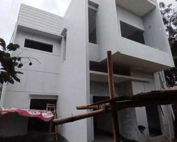 SIAP AKAD Hunian 2 Lt model Scandinavian di Jalan Raya Cilodong Depok