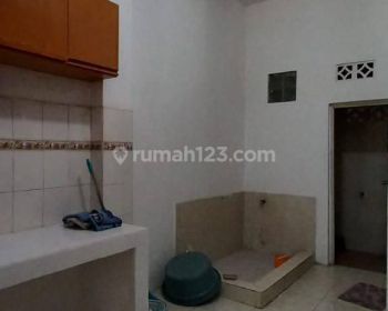 Disewakan Rumah 2 Lantai di Gading Pandawa Kelapa Gading