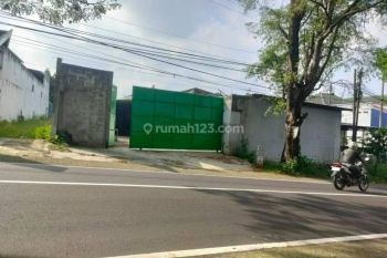 gudang strategis di prigen dekat finna golf dan cimory. sangat bagus untuk