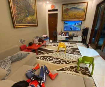 Dijual Rumah di The Green Park Residence Bagus