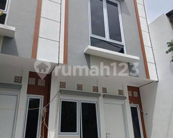 RUMAH 2 LANTAI DEKAT AREA PASAR INDUK CIPINANG JAKARTA TIMUR