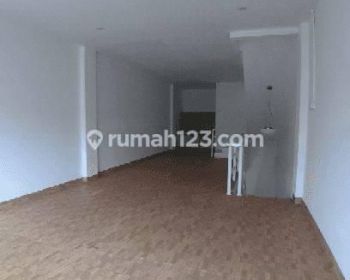 Ruko Gandeng 2, Strategis Tengah Kota. Pinggir Jln Bgs Utk Usaha