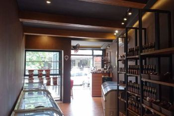 Disewakan Ruang Usaha Sangat Strategis Sayap Dago Gedung Sate