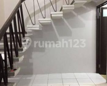 Ruko tengah kota kebon jati stategis gercep