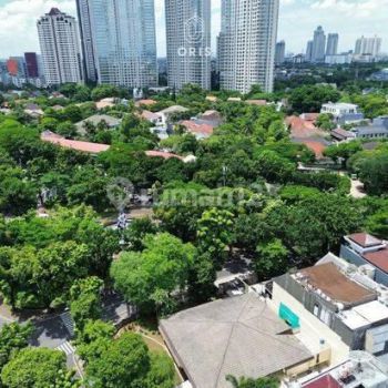 Rumah di Kebayoran baru 2 Lantai SHM Bagus Selatan