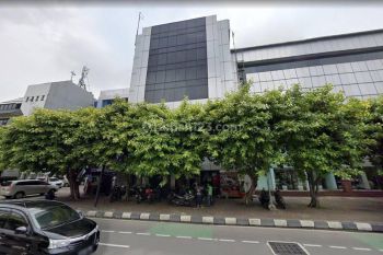 Gedung di Jl. HOS Cokroaminoto