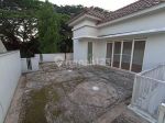 thumbnail-rumah-dengan-private-swimming-pool-di-vpt-4