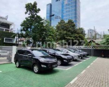 Gedung strategis siap pakai di Menteng thamrin