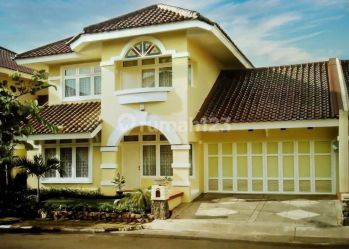 Dijual Rumah Harga Cantik untuk Rumah Besar di Bintaro Sektor 9