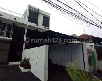 Rumah Cempaka Putih 2 Lantai SHM Modern Dekat Toll Cempaka Putih
