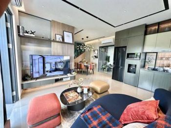 Hunian Nyaman di Gading Serpong With Attic Room Cluster Strozzi