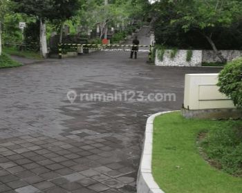 Hotel Bintang 5 Harga Jatuh di Badung Bali