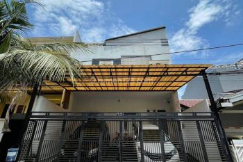 CEPAT Rumah Cantik Di Kelapa Gading Jakarta Utara