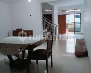 Sewa Rumah Nyaman 2lantai di Komplek Budi Asri Pesantren Cimahi