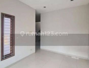 Dijual Rumah Siap Huni di Tebet Jakarta Selatan