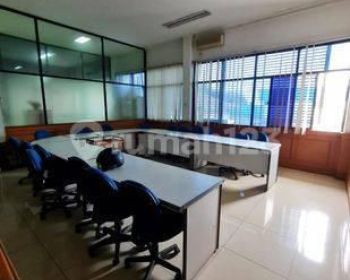 Sewa Gedung Toko Showroom dan Gudang Mainroad Sukarno Hatta Bandung