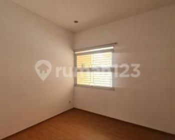 Disewakan Rumah Nyaman Siap Huni di Area Kota Baru Parahyangan